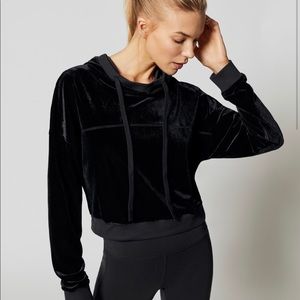 NEVER BEFORE WORN ALO YOGA